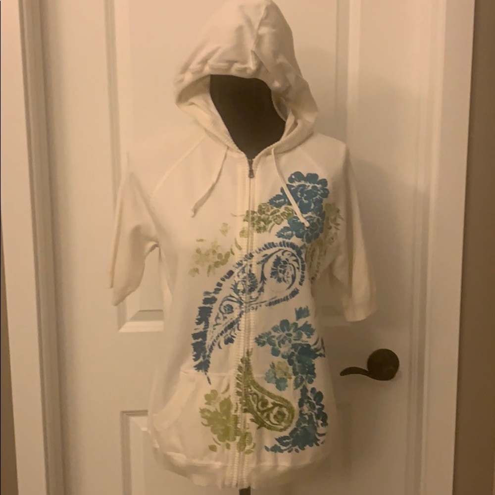 Lightweight zip sweater